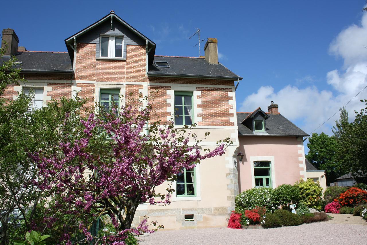 Pipriac Chambres D'Hotes Du Chalet De Caharet מראה חיצוני תמונה